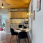 - Casa Usignolo شقة